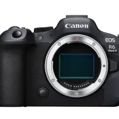 Czarny aparat Canon EOS R6 Mark II z widocznym sensorem.