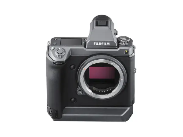 Nowoczesny aparat Fujifilm pełna klatka, gotowy do uchwycenia każdej chwili.